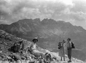 Connie, Family, Frank, People