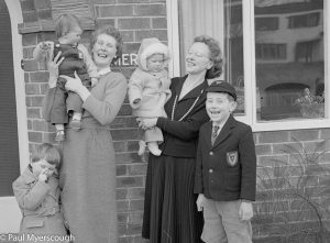 Claire, Connie, Family, People, barbara, pm